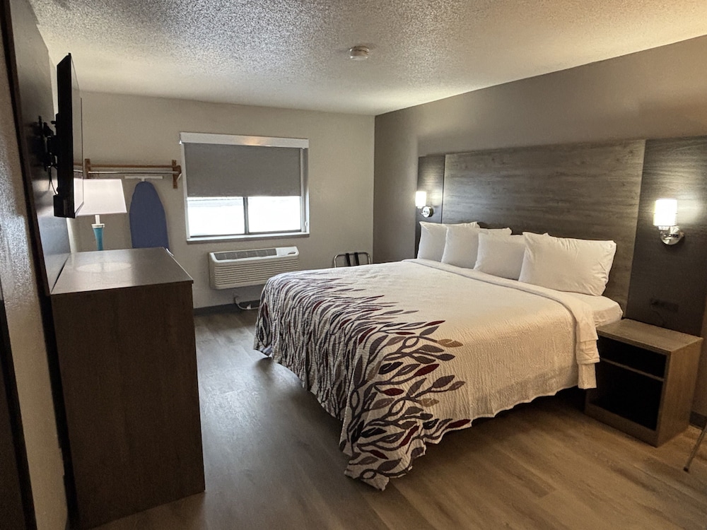 Superior Room, 1 King Bed, Non Smoking - Photo 2