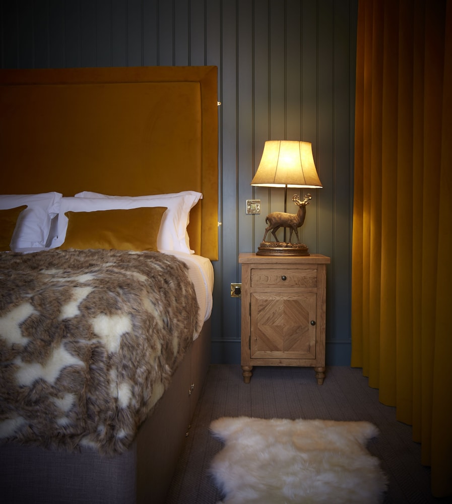 Premium Double Room, 1 King Bed photo 3