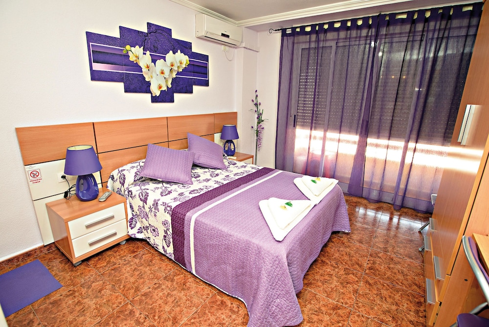 Room photo 2