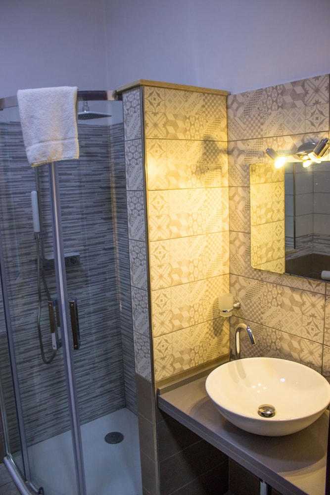 Superior Double Room - Photo 14