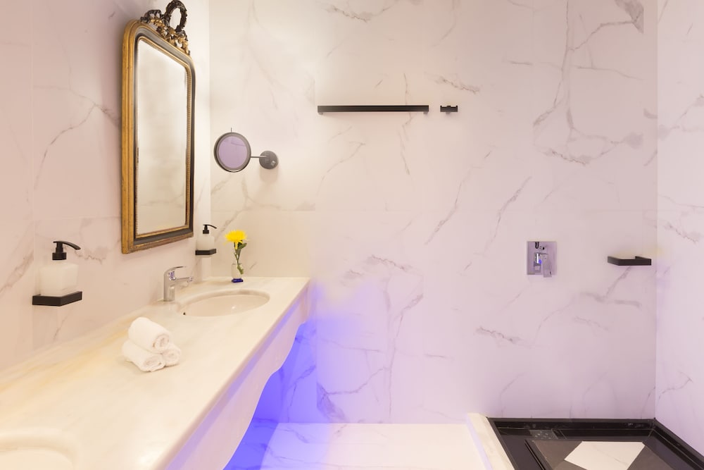 Junior Suite - Photo 5