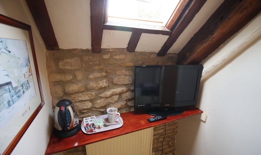 Standard Single Room, Ensuite photo 2