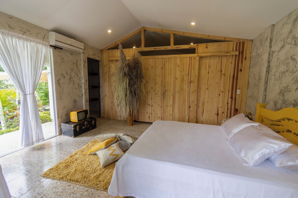 Traditional Room photo 2