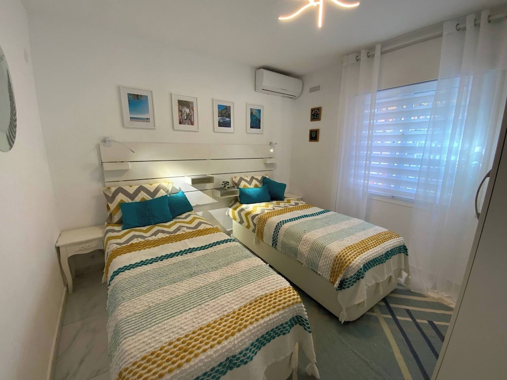 Villa mit Pool, zu Fuß zum Strand, Restaurants, Geschäfte, Foto 4