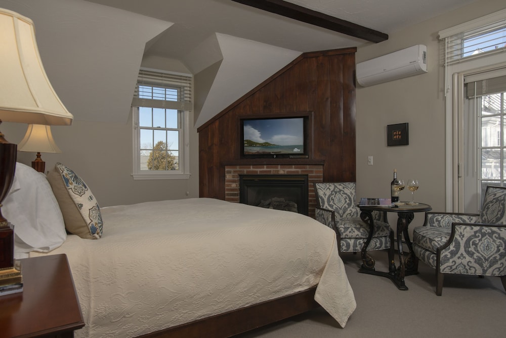 Hallett Room