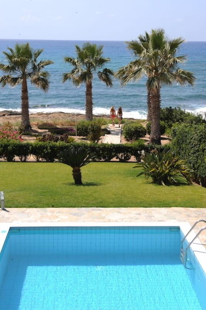 Exclusive Villa, 3 Bedrooms, Private Pool, Beachfront photo 2