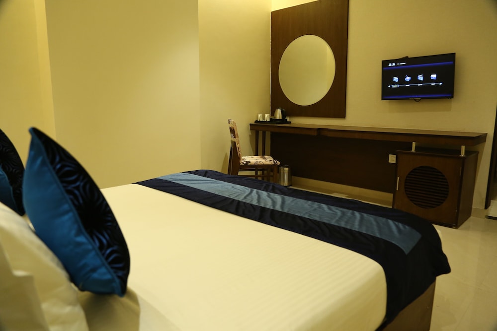 Superior Room, City View
