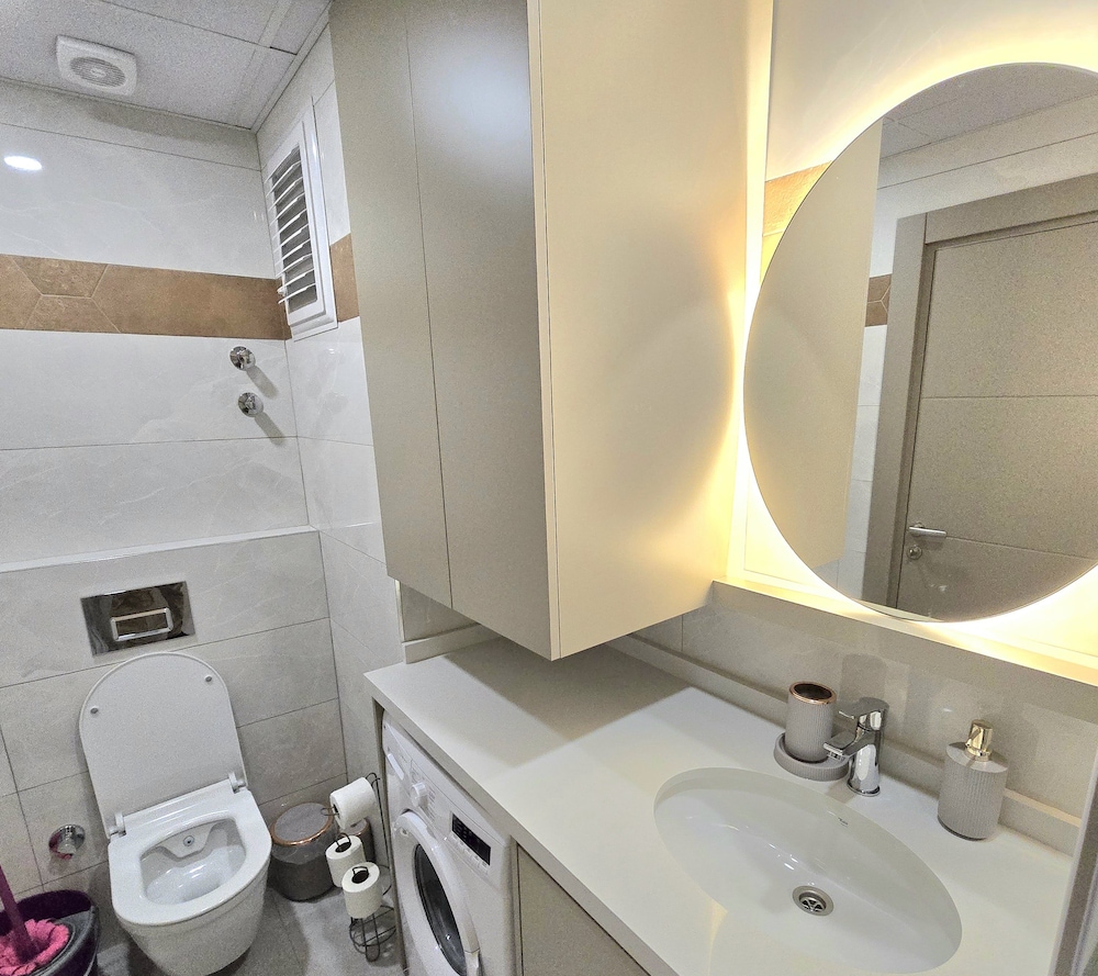 Classic Apartment, 1 Bedroom, Non Smoking, Courtyard View