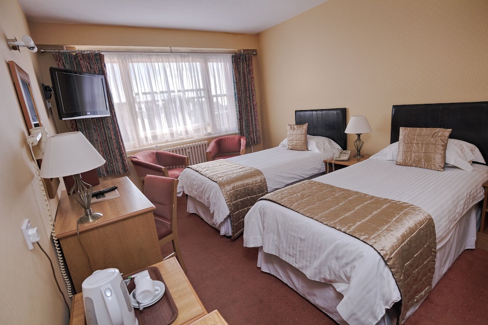 Standard Twin Room - Photo 1