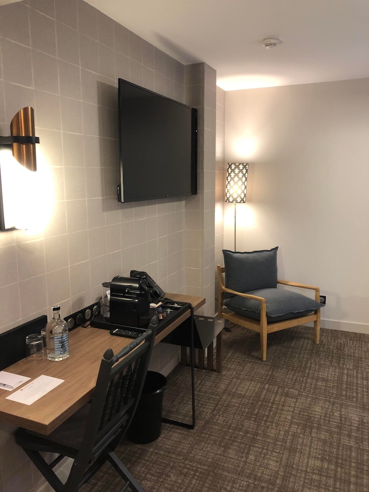 Executive Room, 1 King Bed, Non Smoking - Photo 1