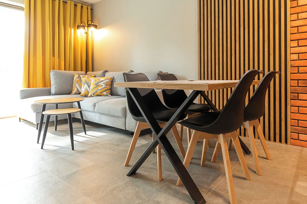 Classic Apartment - Photo 2