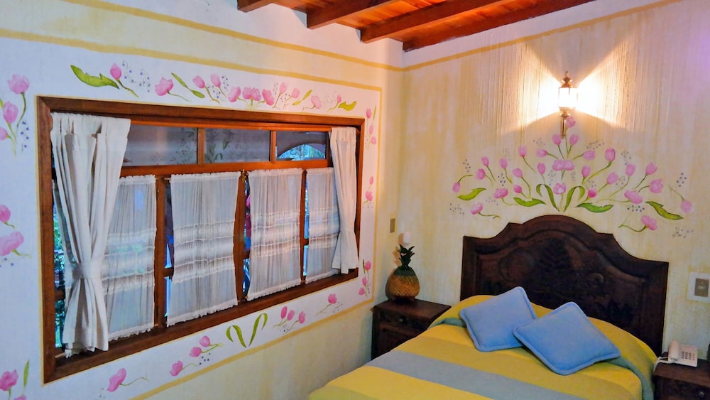 Design Room, Non Smoking, Garden View photo 2