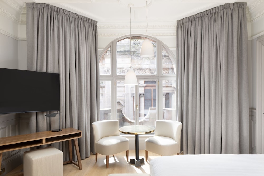 Room, 1 King Bed, City View - Photo 6