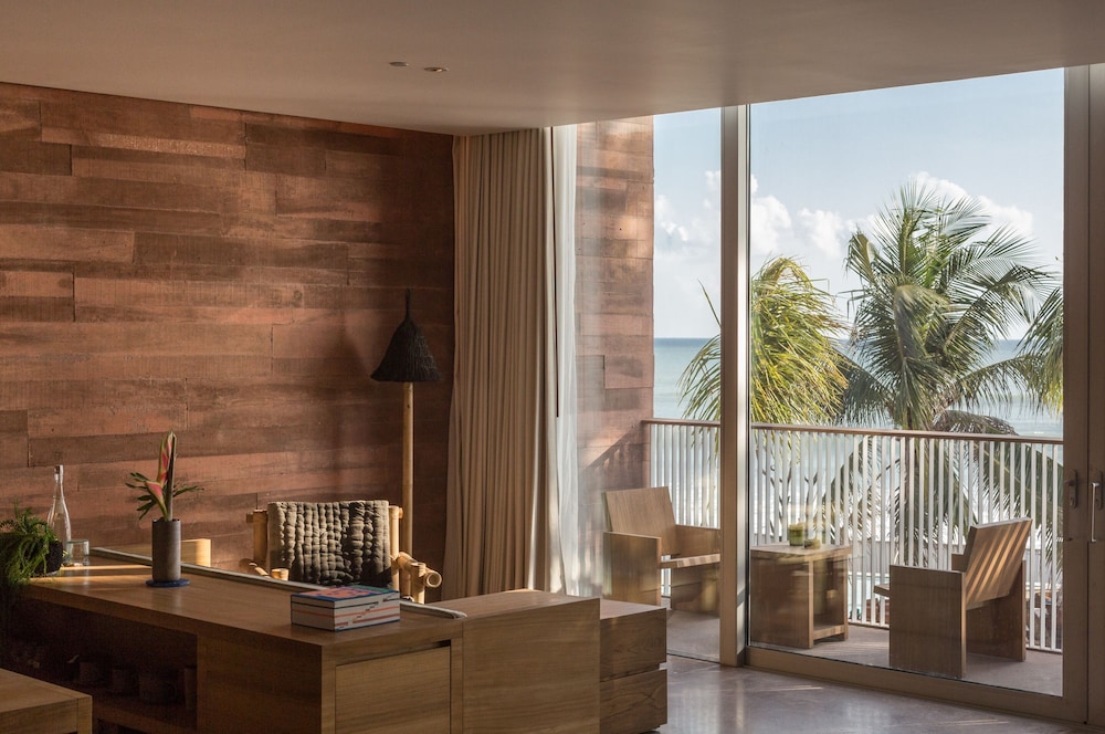 Oceanfront Studio - Photo 5