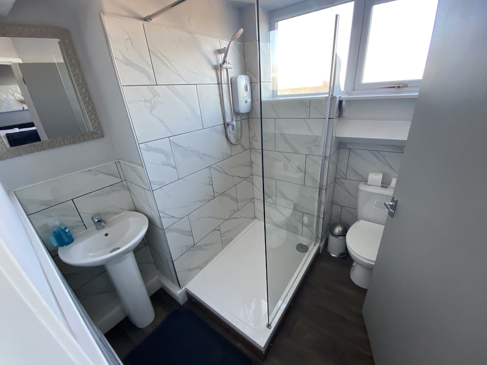 Room 1 photo 2