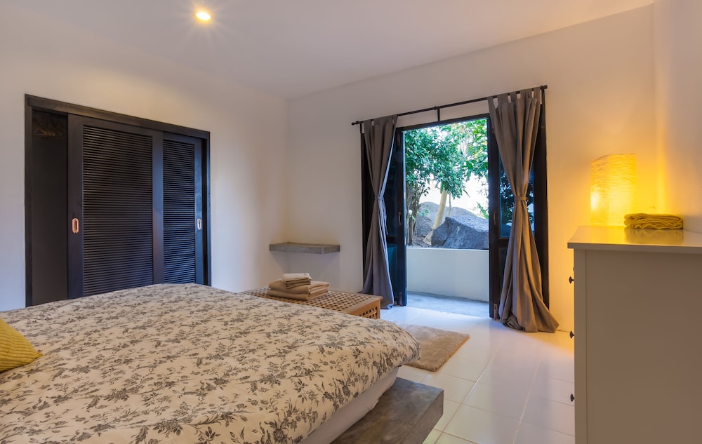 Deluxe Villa, 2 Bedrooms, Ocean View, Mountainside photo 2