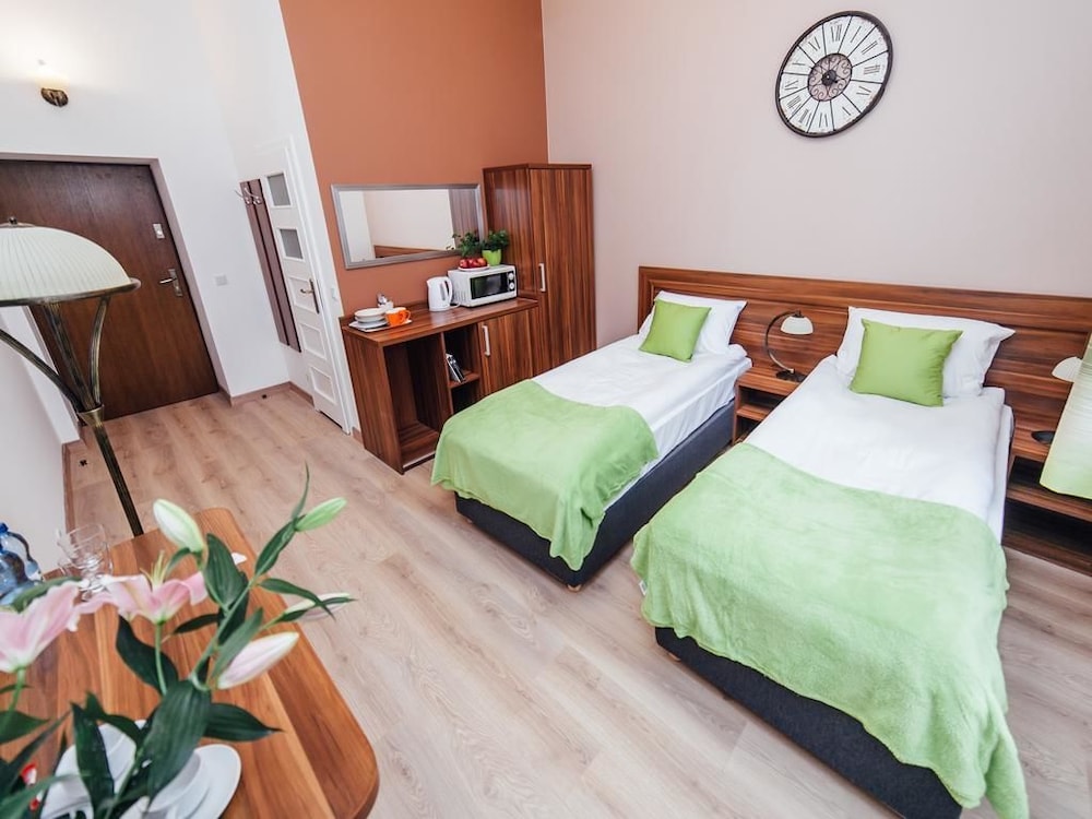 Standard Twin Room (ul. Bonerowska 2) photo 2