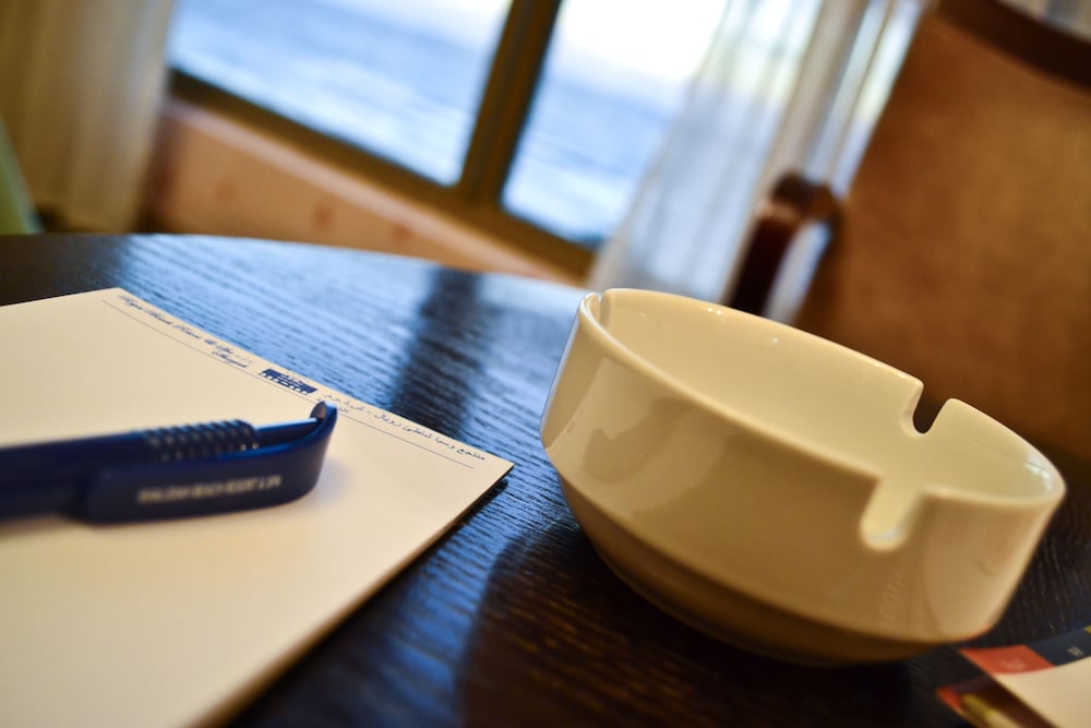 Junior Suite, 1 King Bed, Smoking, Sea View photo 3