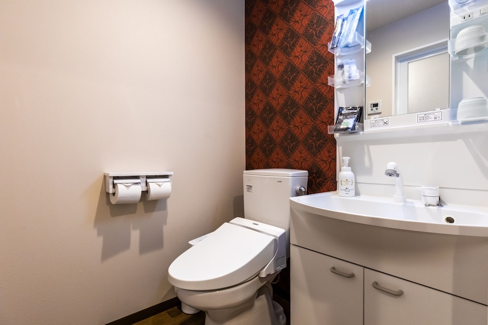 Double Room - Photo 7
