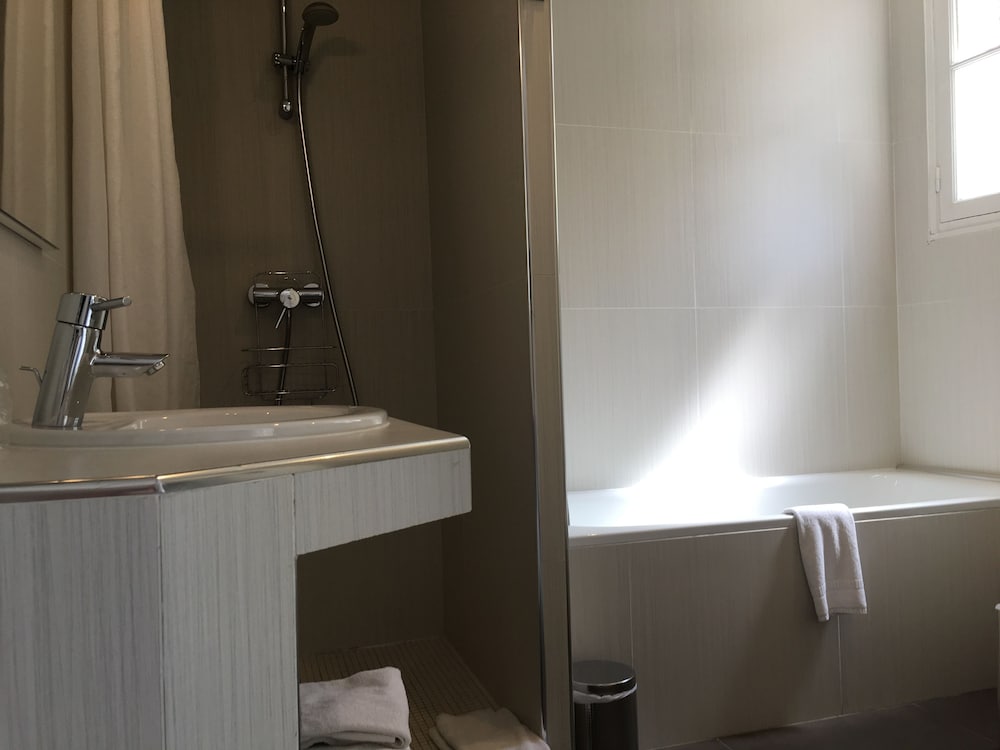 Superior Triple Room, Terrace - Photo 8