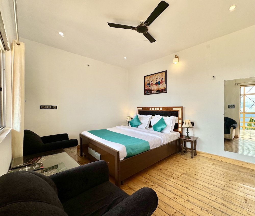 Signature Room