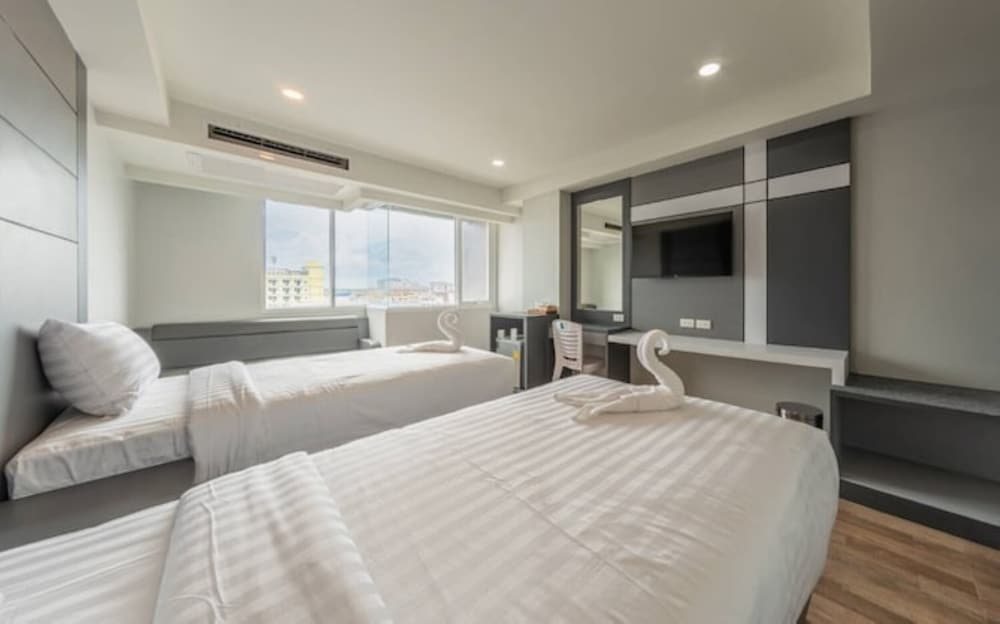 Superior Twin Room - Photo 3