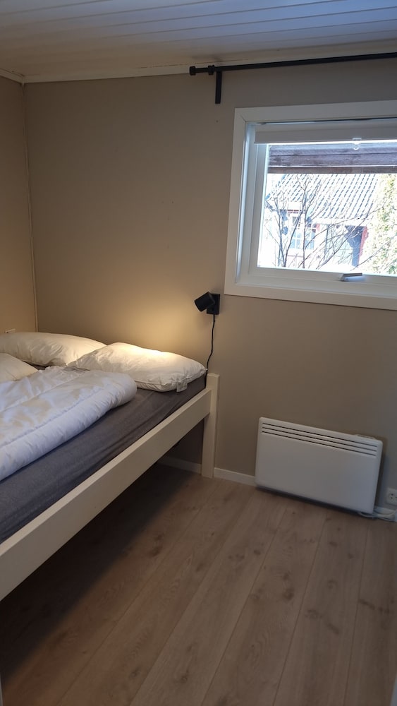 Cabin, 2 Bedrooms photo 2