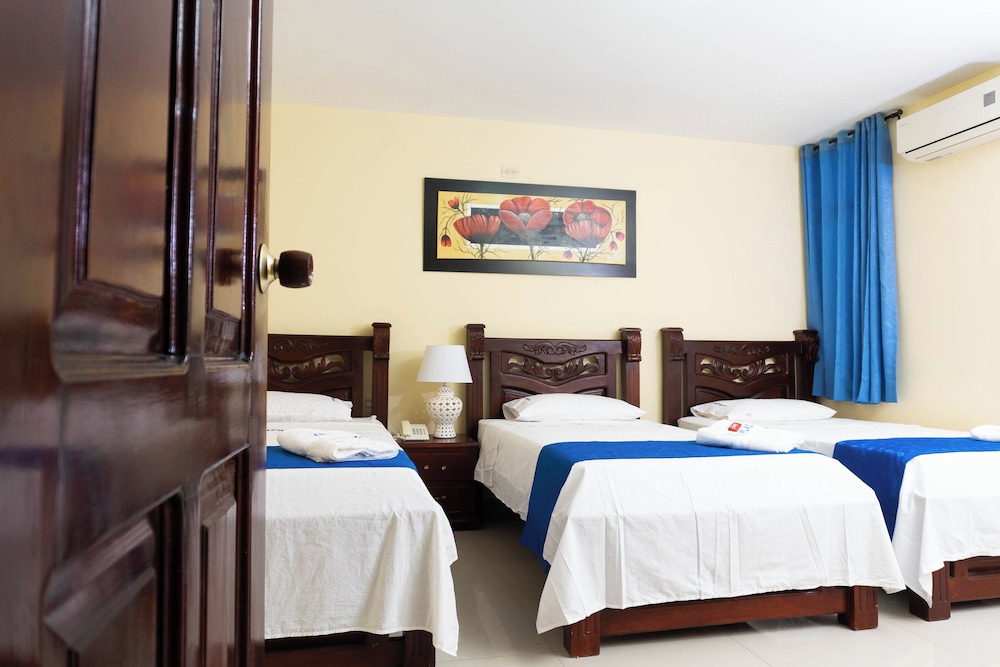 Room, 3 Twin Beds photo 1