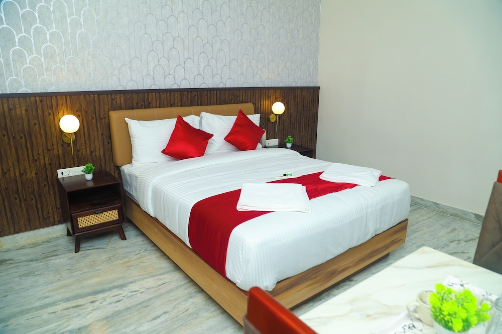 Luxury Double Room, Non Smoking, Private Bathroom