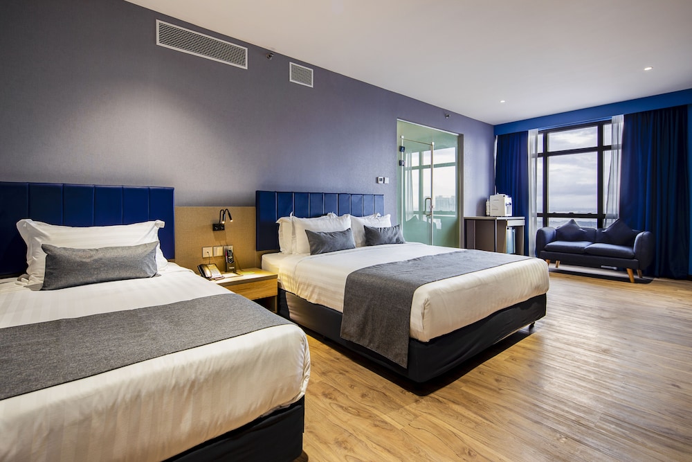 Executive Room photo 2