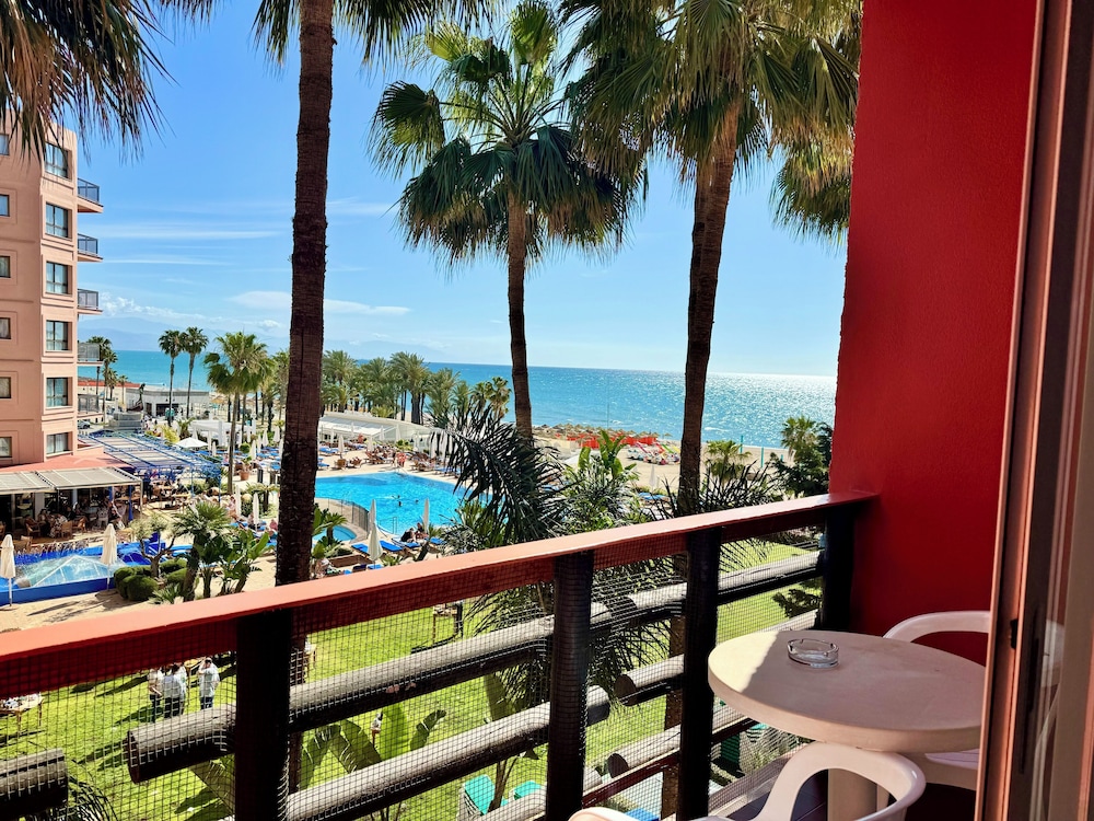 Double Room, Balcony, Partial Sea View photo 2