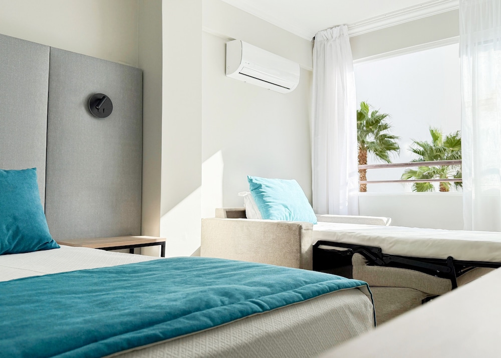 Superior Room, 1 Bedroom - Photo 6