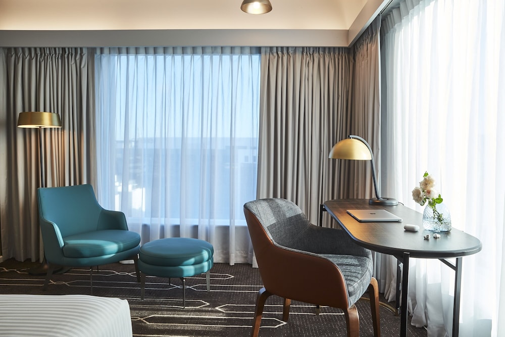 Standard Room, 1 Queen Bed, Park View
