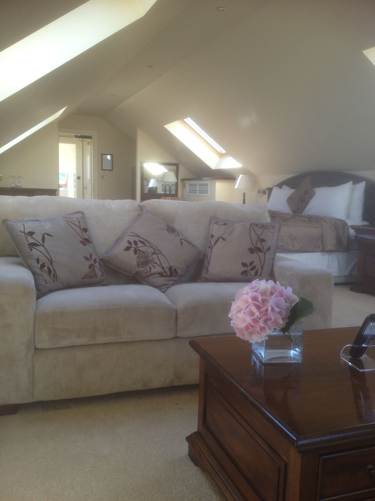 Penthouse Suite - Photo 1