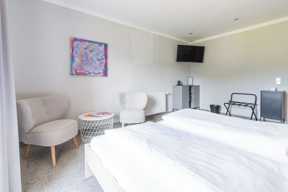 Triple Room, Annex Building (3 Star) photo 3