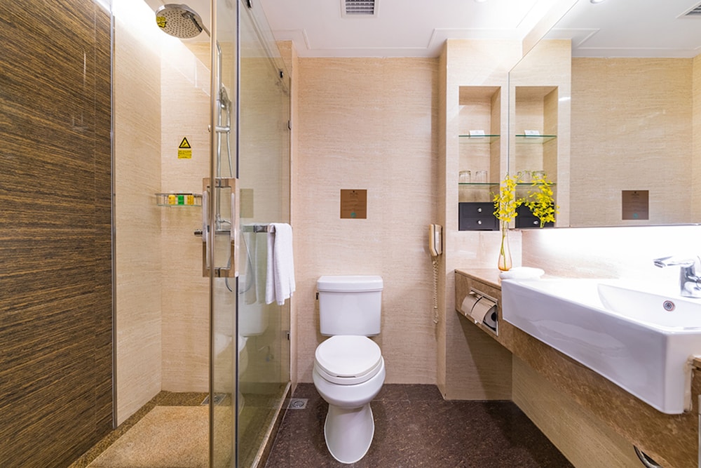 Commercial Room - Photo 3