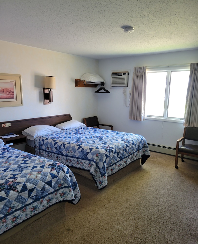 Traditional Double Or Twin Room photo 2
