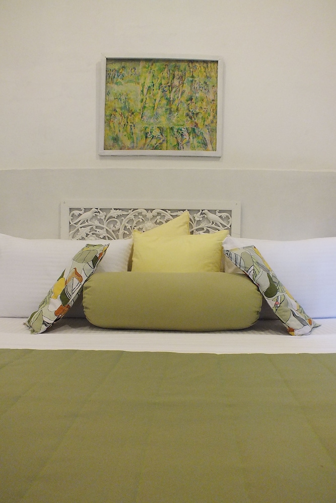 Standard Room photo 3
