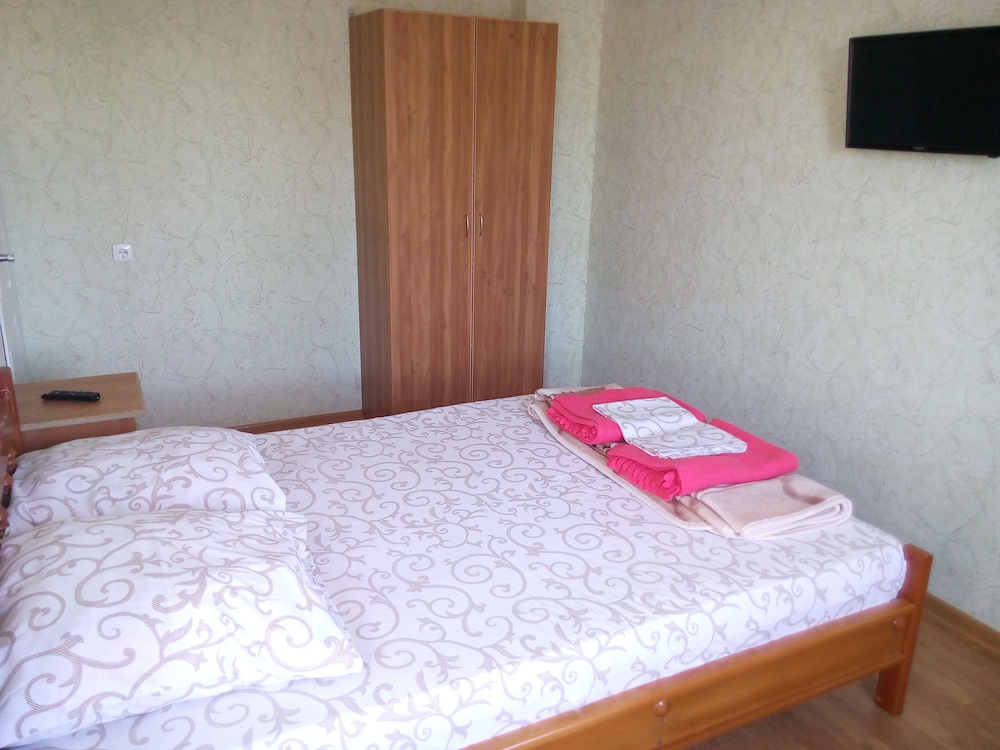 Standard Triple Room photo 2