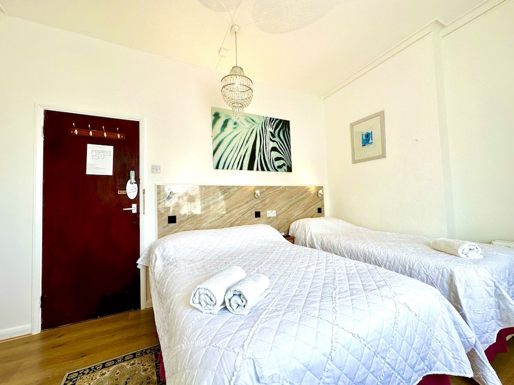 Family Triple Room, Ensuite photo 1