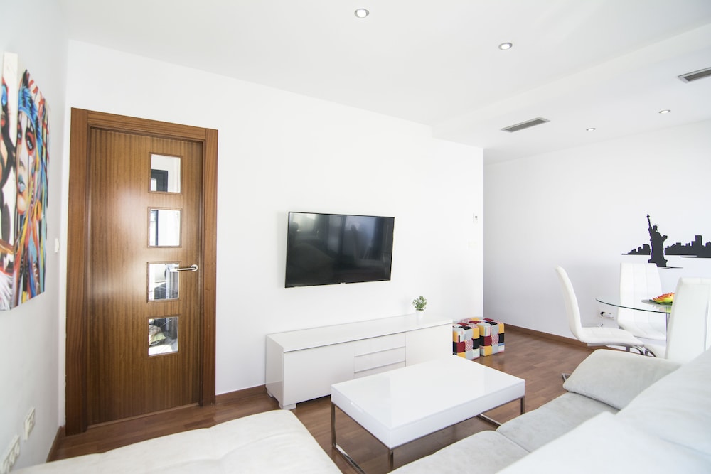 EnjoyGranada LUJO Swimming Pool and Parking, Billede 22