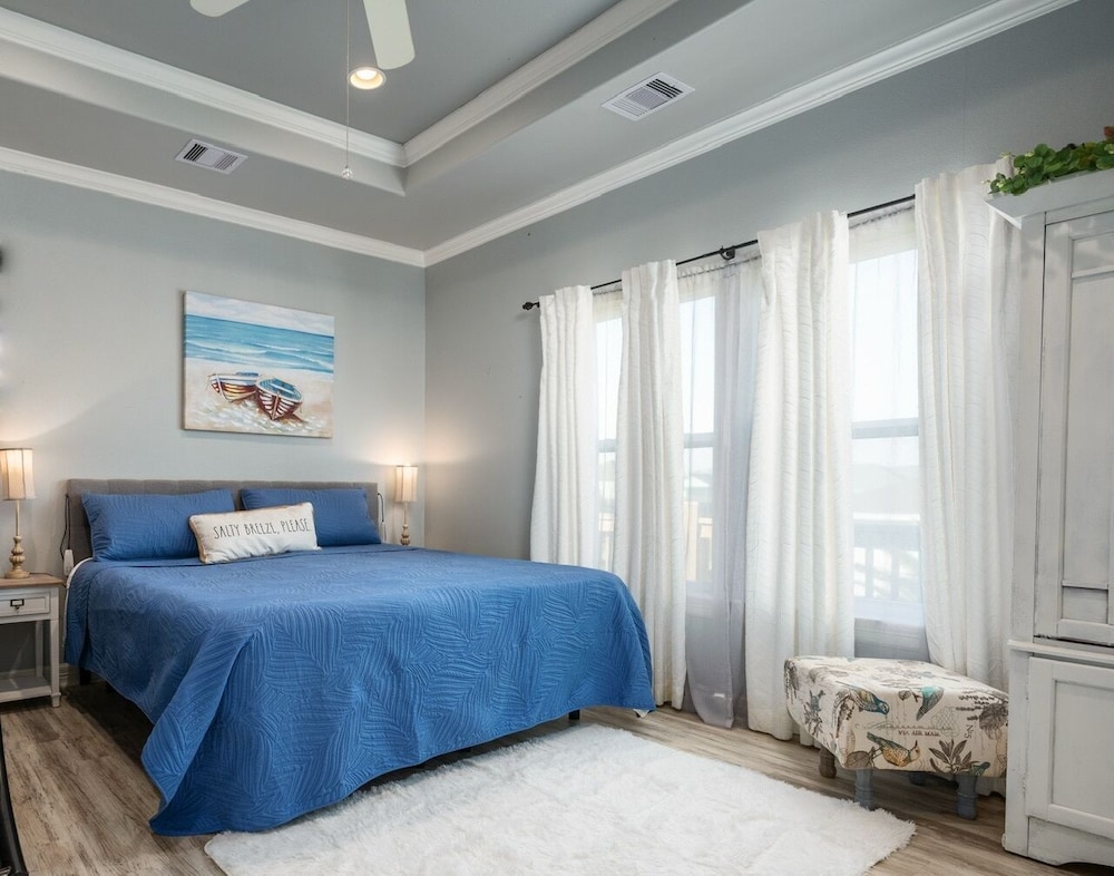 House, 2 Bedrooms