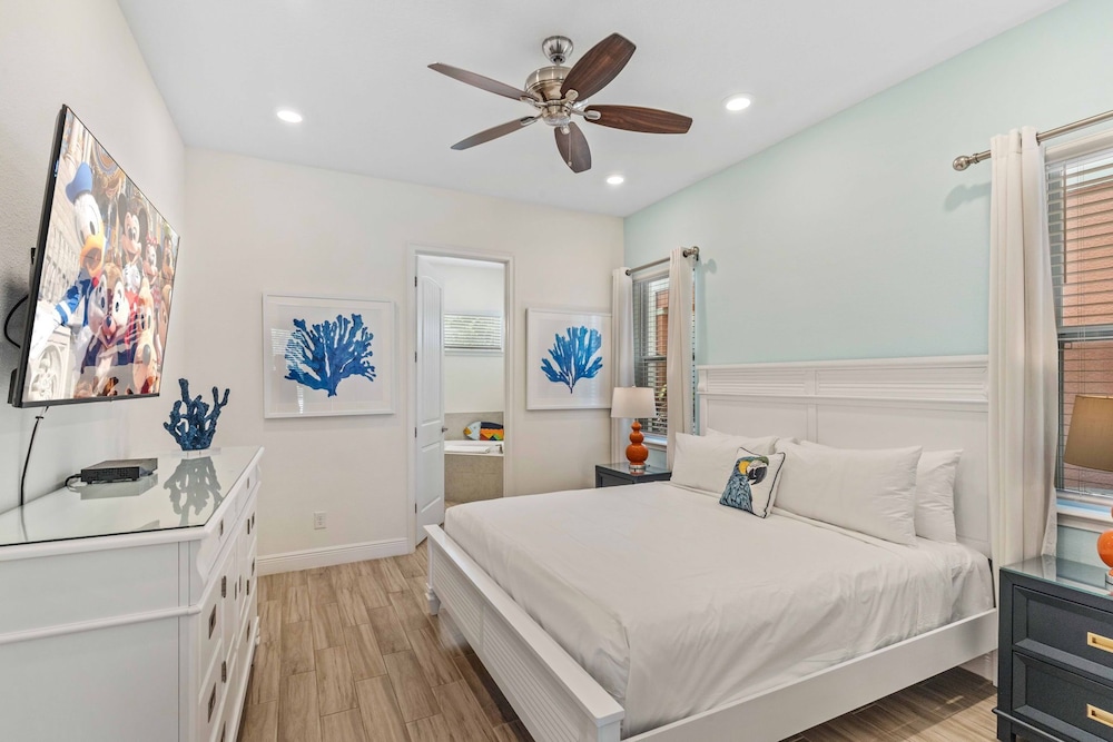House (4 Bedrooms) - Photo 18