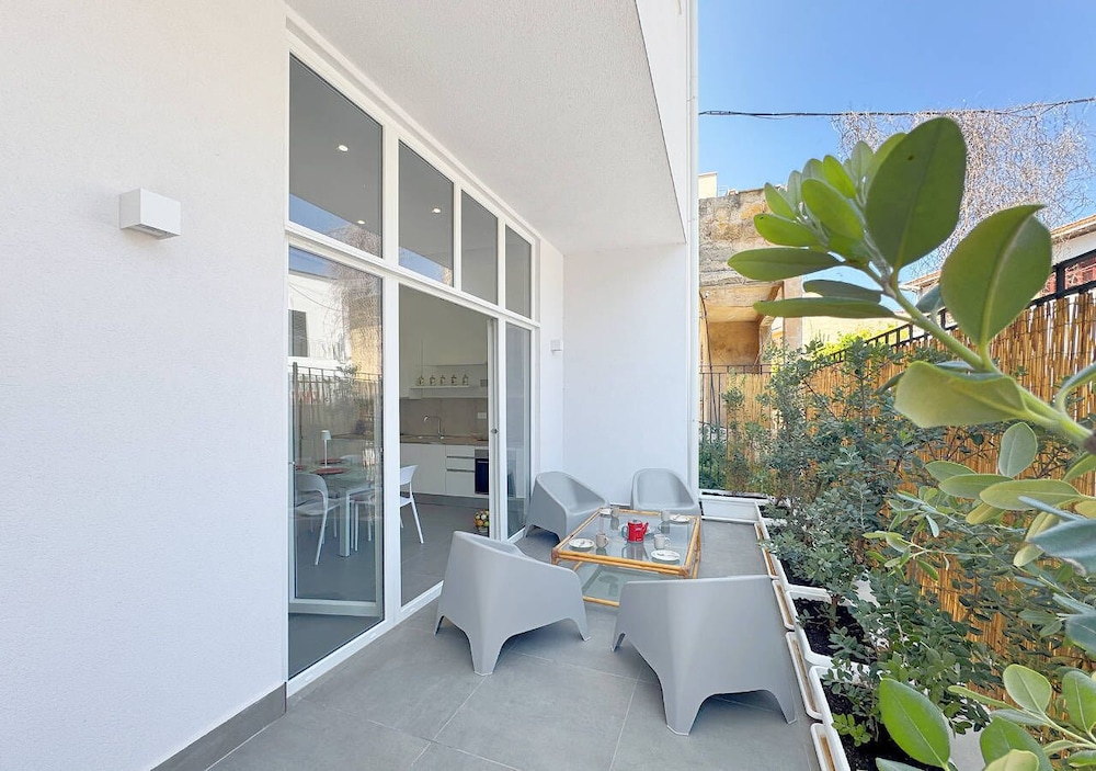Basic Apartment