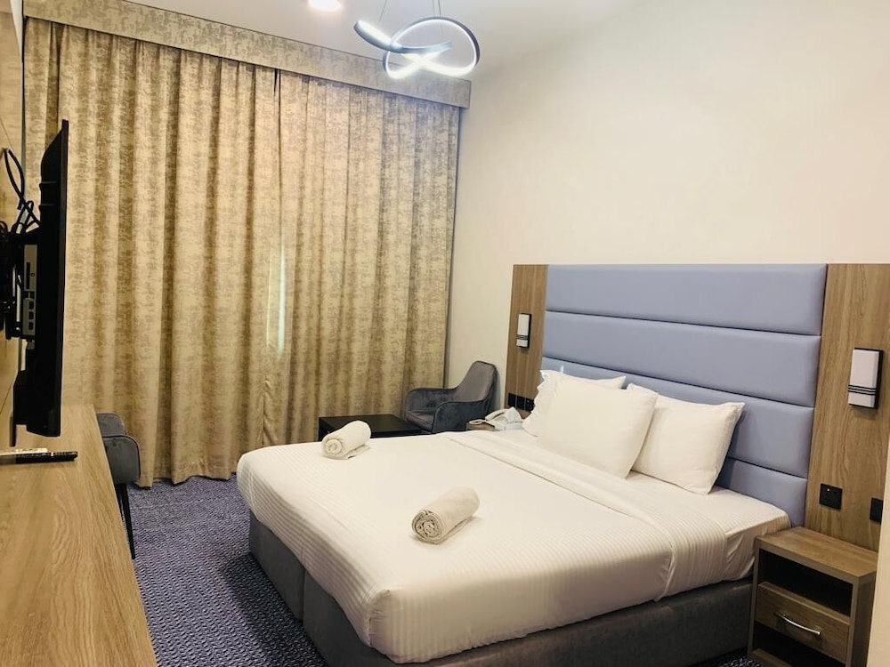 Standard Double or Twin Room photo 2