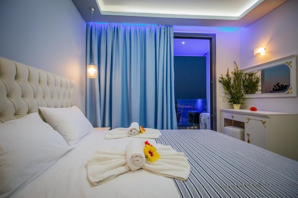 Double Room, Pool View
