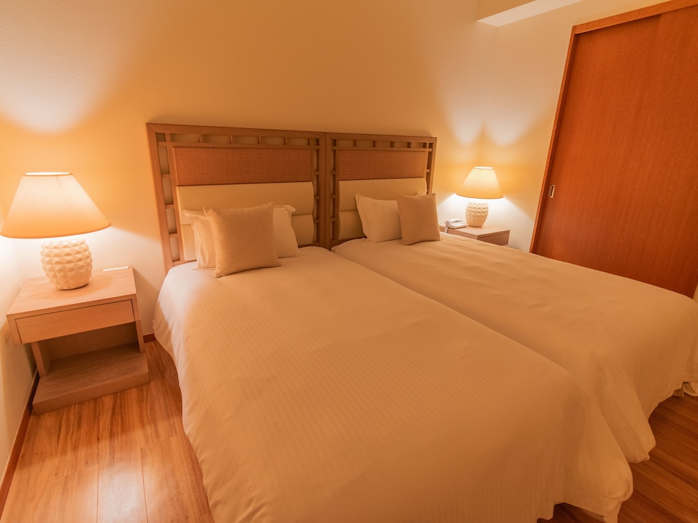 Club Lounge Access Included, Suite 2 Bed Room, Ocean View, Non Smoking photo 3
