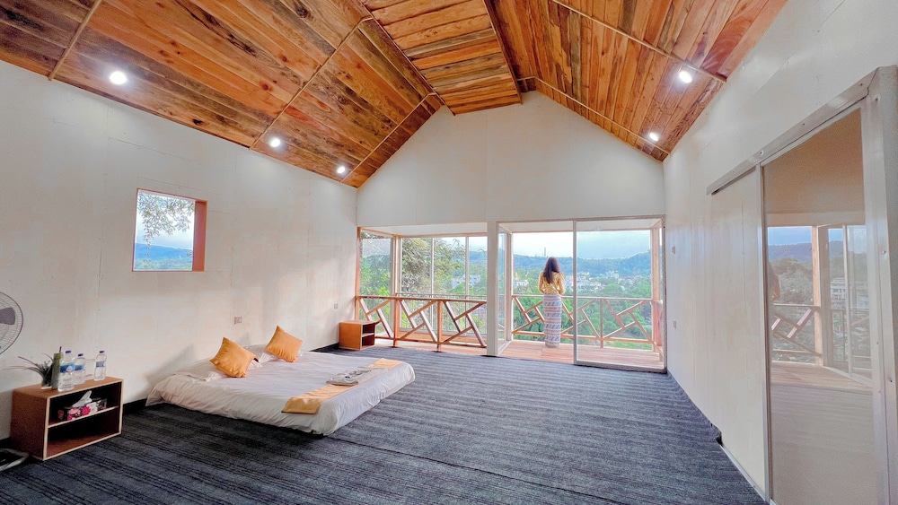 Luxury Double or Twin Room, Balcony, Lake View
