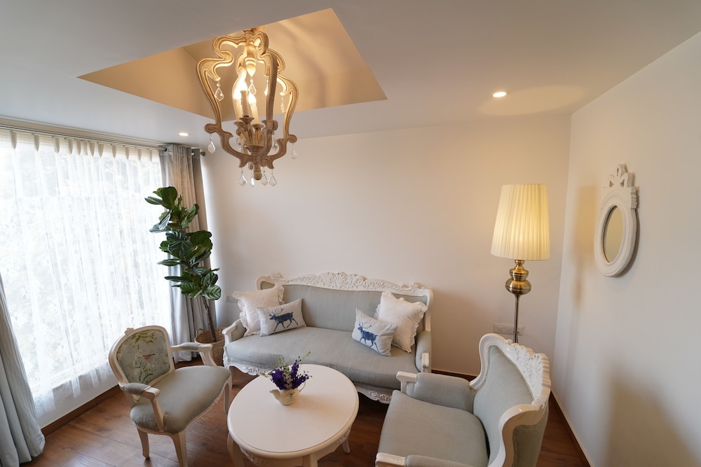 Studio Suite, 1 Bedroom, Accessible, City View - Photo 2
