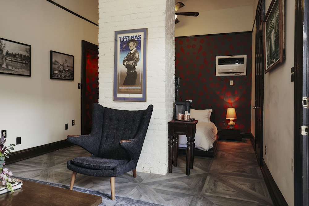 Marigny Suite